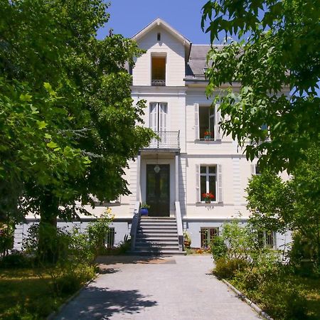 La Villa Ilixon Bagneres-de-Luchon ภายนอก รูปภาพ