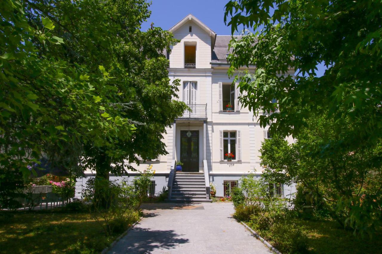 La Villa Ilixon Bagneres-de-Luchon ภายนอก รูปภาพ