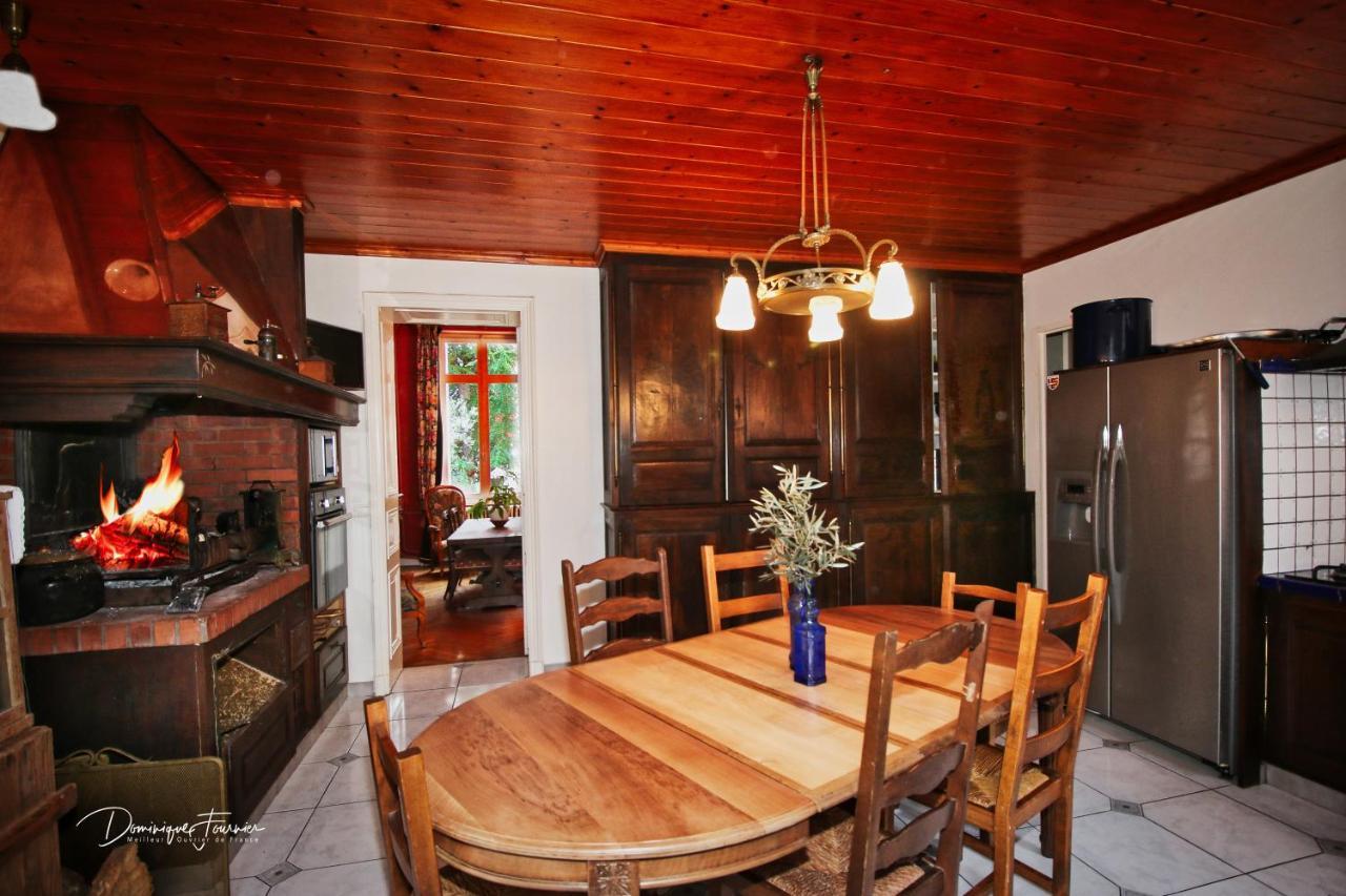 La Villa Ilixon Bagneres-de-Luchon ภายนอก รูปภาพ