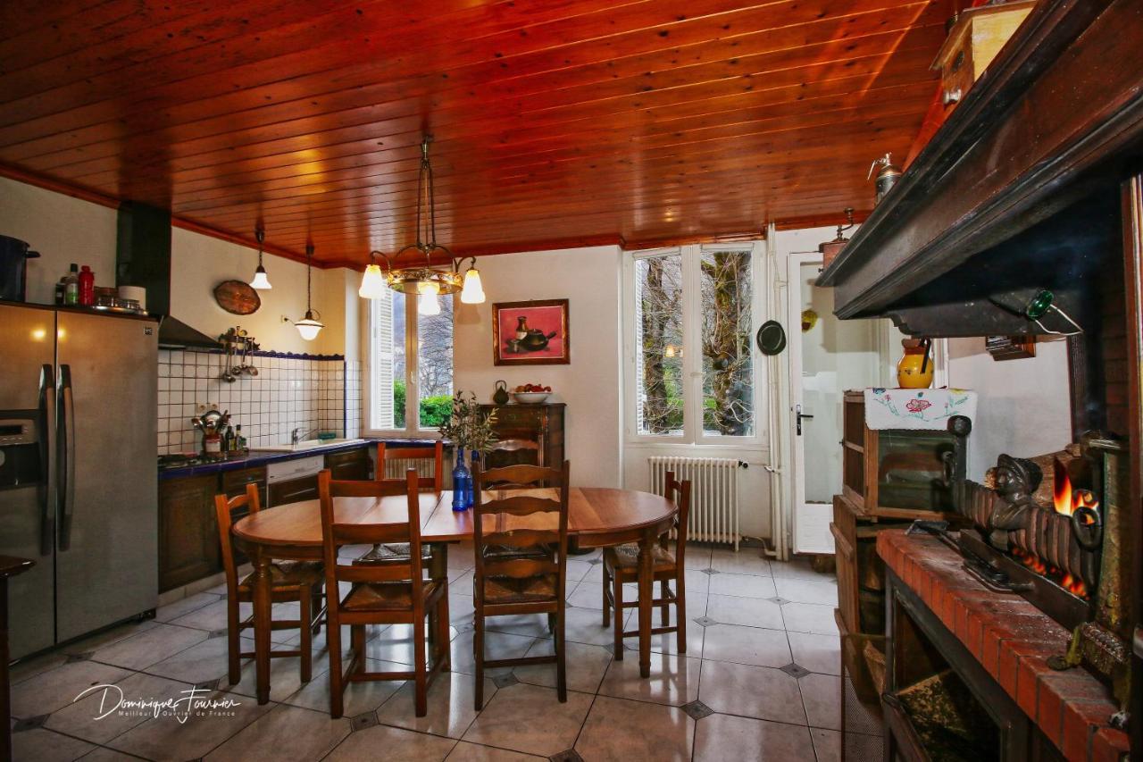 La Villa Ilixon Bagneres-de-Luchon ภายนอก รูปภาพ
